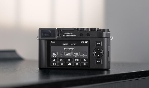 Leica_D-Lux_8_Ambient_UI_1920x1140.jpg