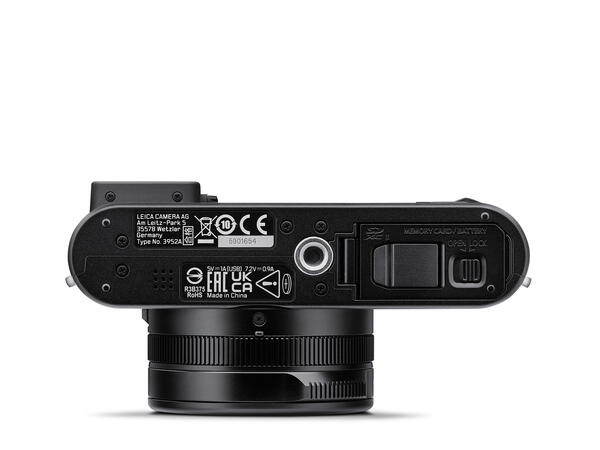 19191_D-Lux 8_bottom_1920px.jpg
