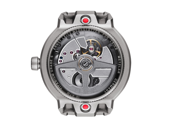 Leica_ZM11_titanium-back_1920px.png