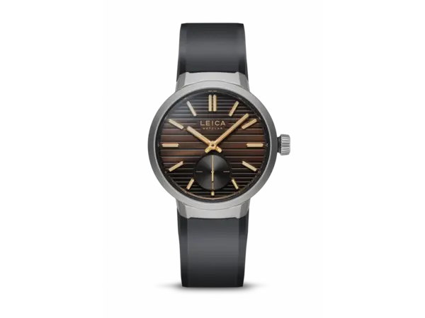 Leica_ZM12_Chocolate_Black_Rubber_Strap_1920x1440.webp