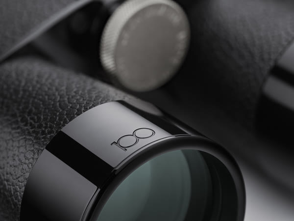 40725_Trinovid 10x40_100 YEARS OF LEICA_detail100_1920px.jpg