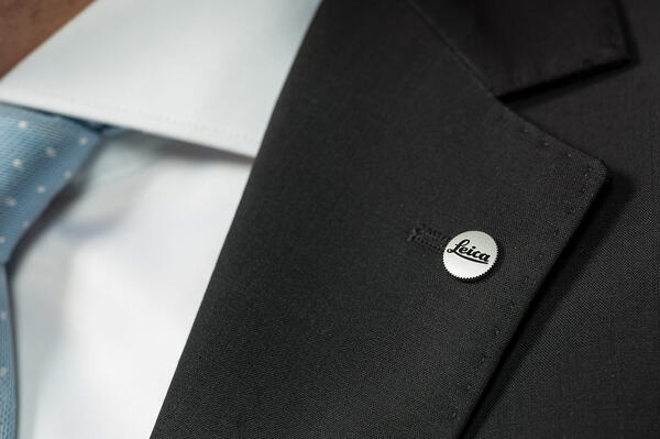Leica_Release_Buttons_758d12164cebf6.jpg