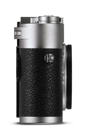 20001_Leica-M10_silver_without-lens_right_RGB.jpg