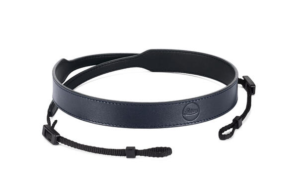 18852_Carrying-Strap_leather_blue_RGB.jpg