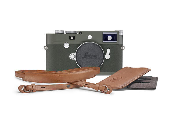 M10-P_Safari_Body_mit_Zubehoer_FRONT_20015.jpg