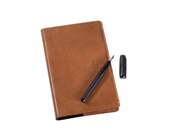 96457_Notebook_Leica_leather_001.png