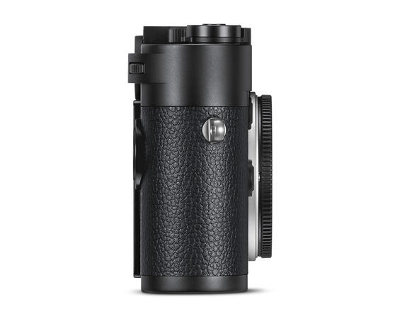 M10_Monochrom_RIGHT_1.jpg