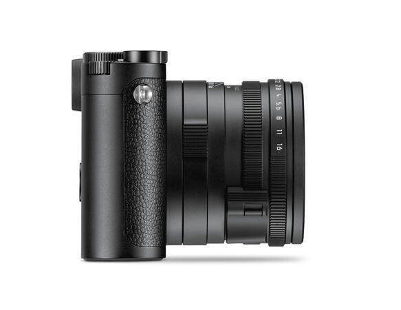 Q2_Monochrom_RIGHT_19055.jpg