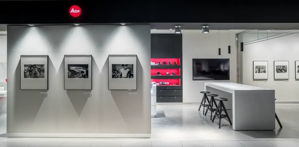 Leica Store Daimaru Shinsaibashi 3