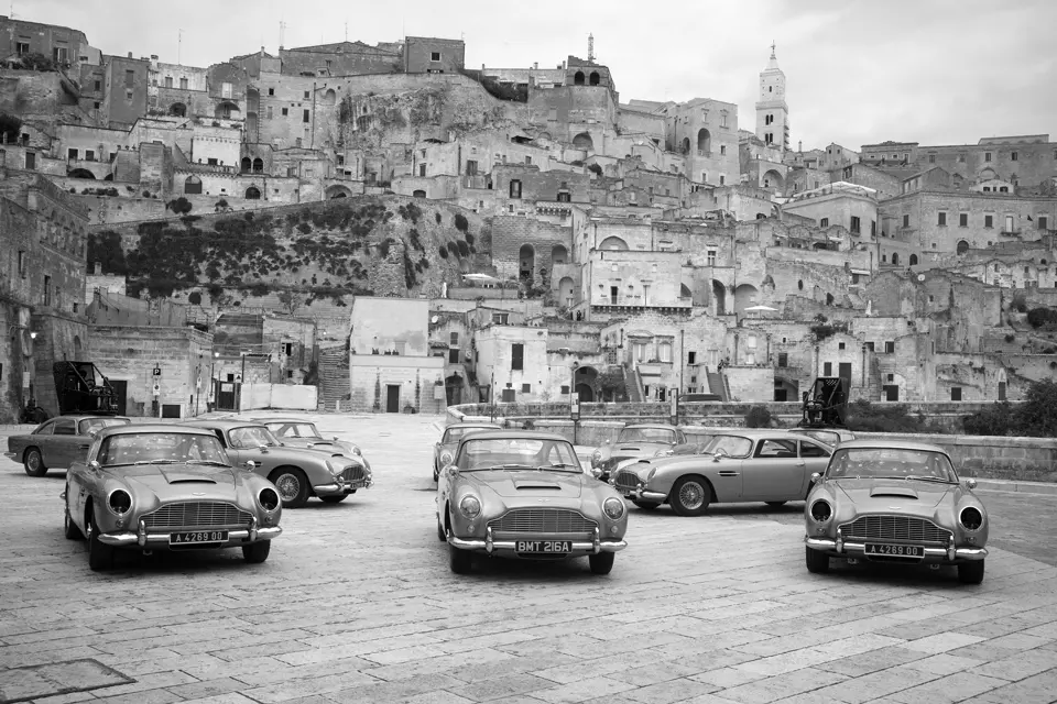 James Bond cars