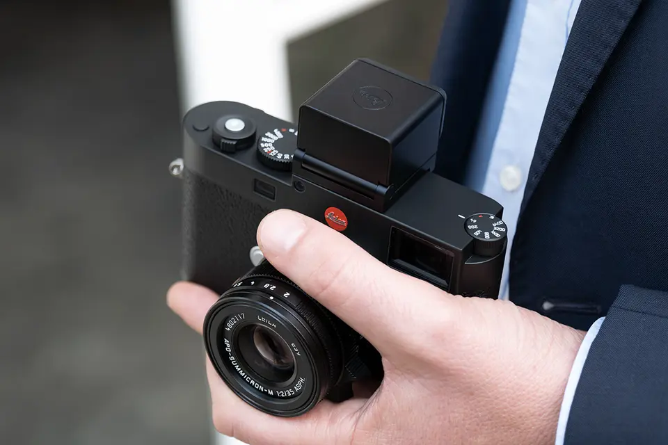 leica_visoflex2_02_1300x866.jpg