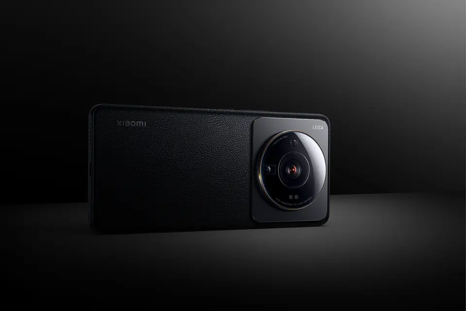 2_xiaomi_12s_ultra_co-engineered_with_leica_1740x1160px.jpg