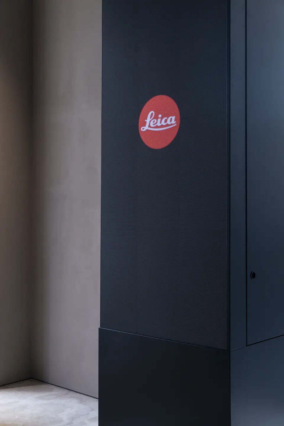 leica store milano 5