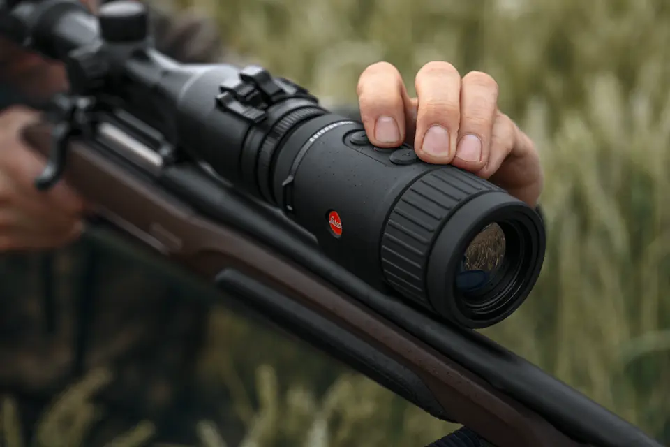 leica-calonox-sight-se_elegant-design-intuitive-operation