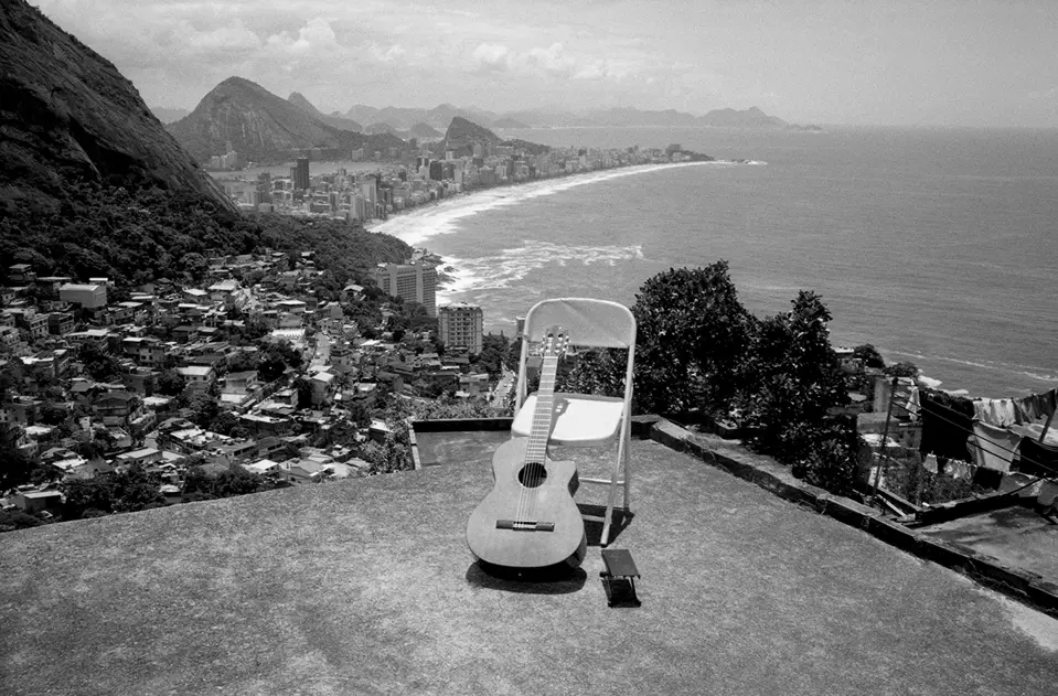Leica Gallery London - ANDY SUMMERS - Harmonics of the Night / A Series of Glances