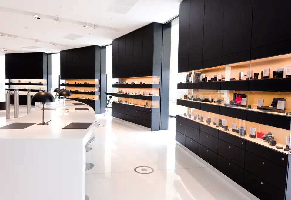 store_002.jpg