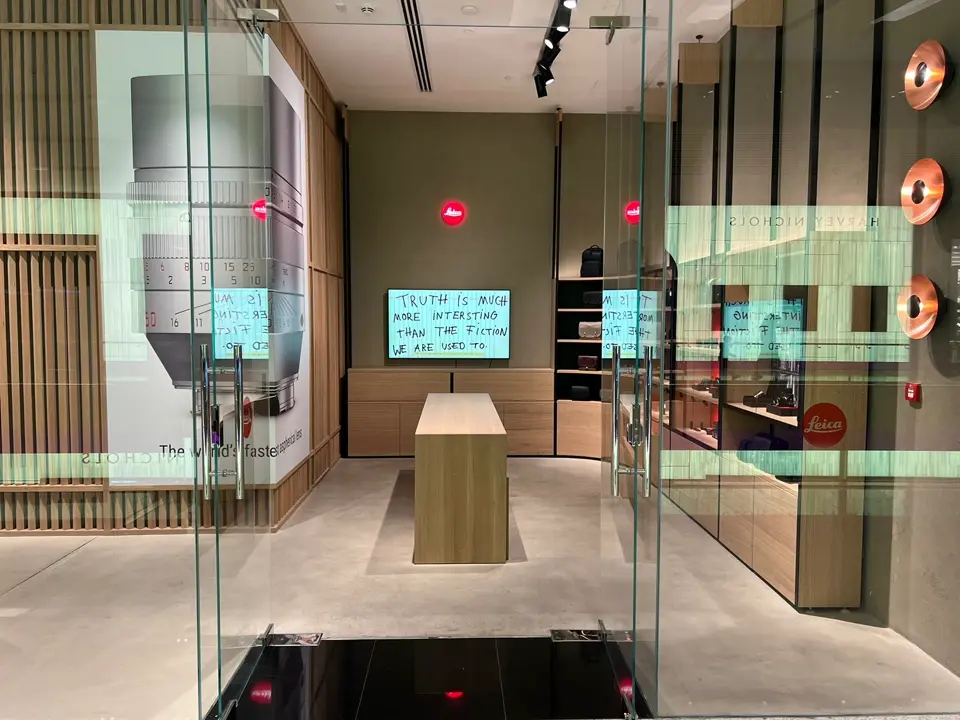 Leica Store Doha
