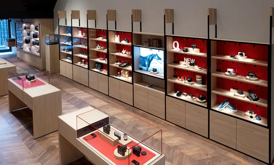 Leica Store Amsterdam new location.jpg