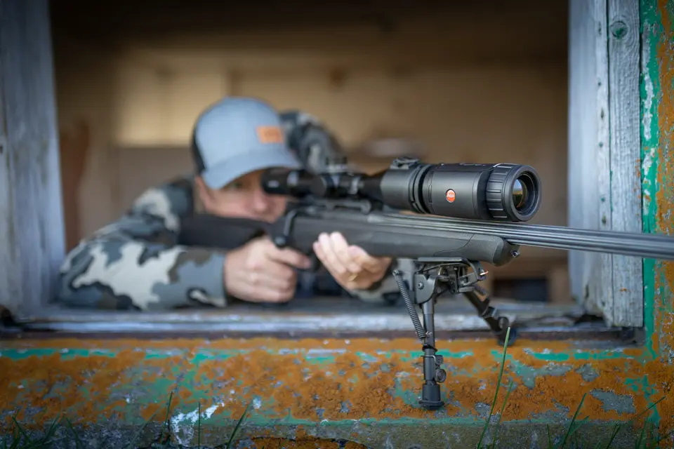 Leica-Calonox-2-Sight_Software-based-shutter-is-silent-and-smooth
