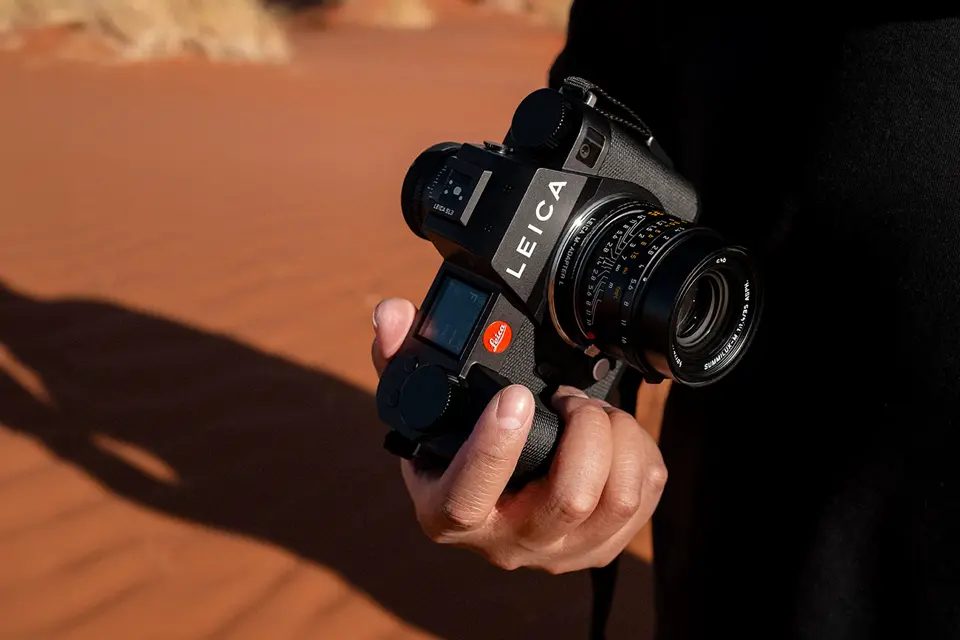 Leica SL3 in hands