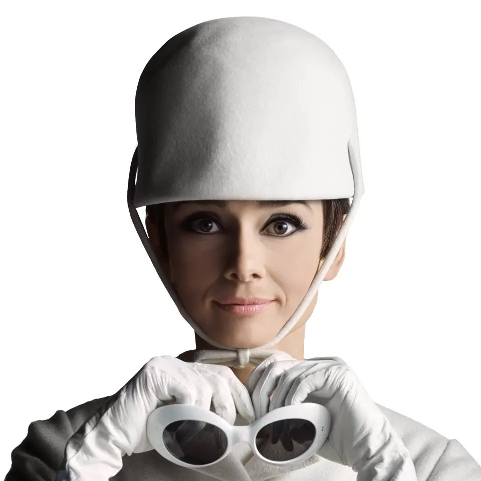 c_douglas_kirkland_audrey_hepburn_1965.jpg