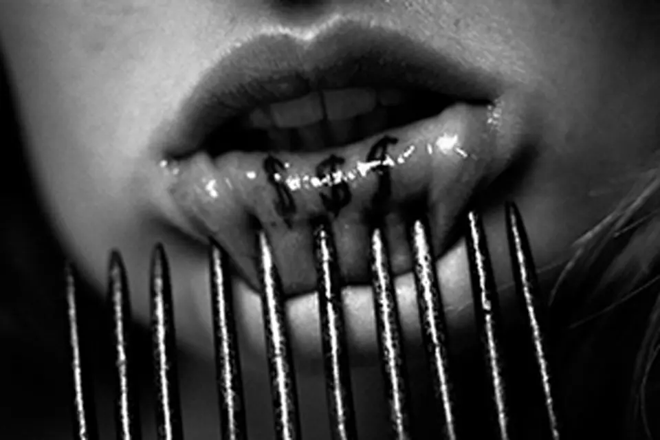 Shot by Andy Summers showing lips.