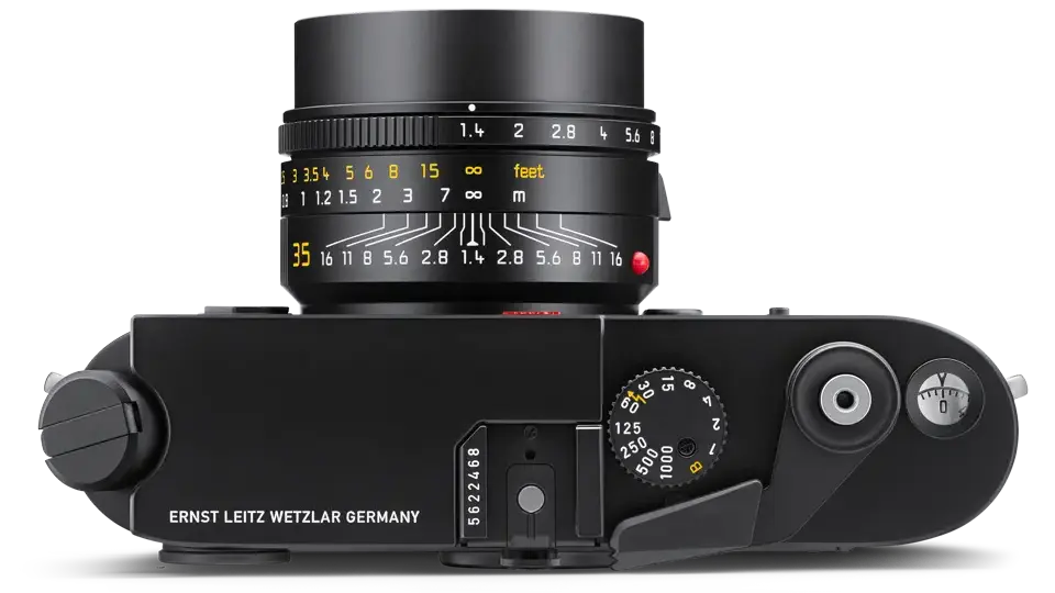 Leica M6 front Summillux-M35