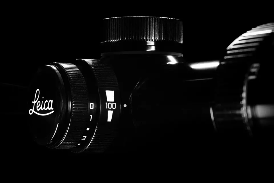 240823_Mountain-Lights_Leica-Fortis-Glossy_V005-08.jpg