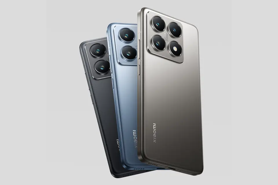 The three Xiaomi 14T Pro phones in black, blue and titan.