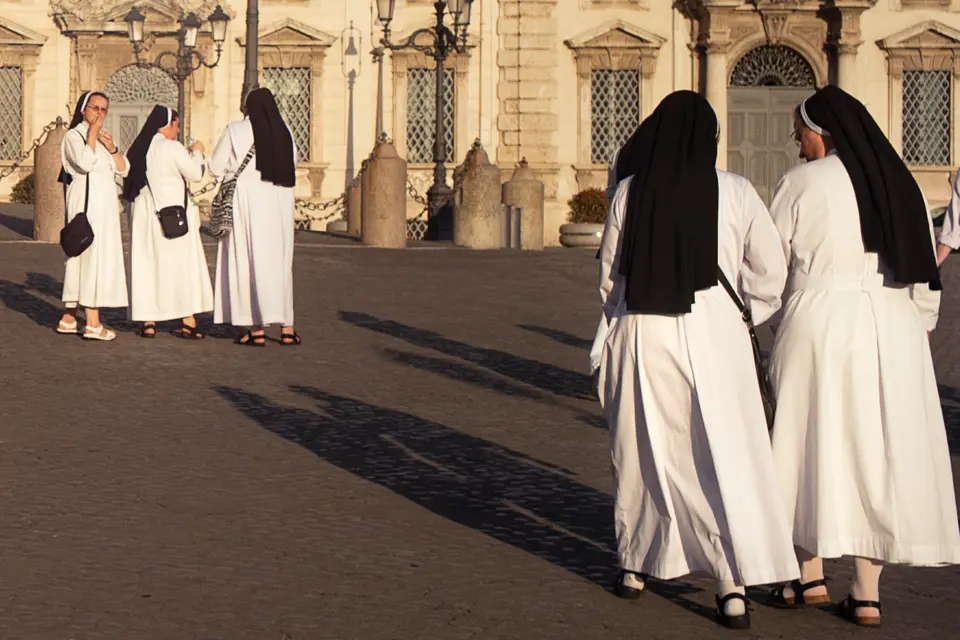 nuns