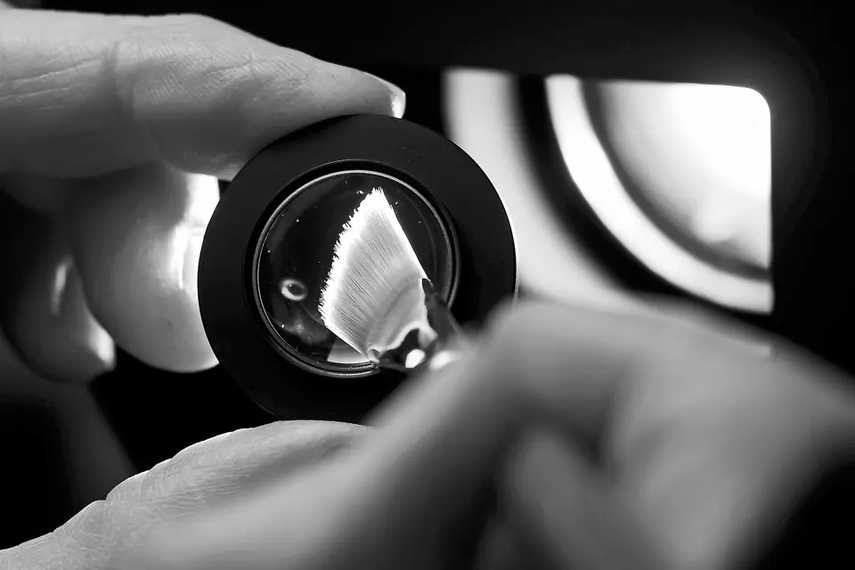 Noctilux history - an old image of building a lense 
