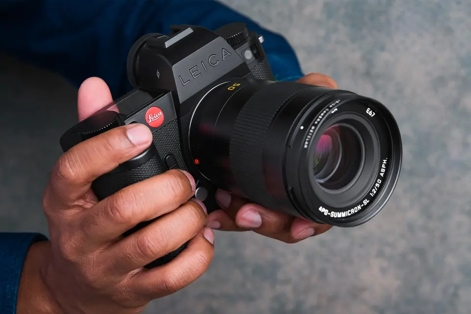 A person has the Leica SL3-S in their hands