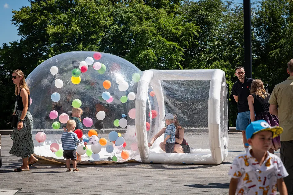 Leica Century Celebration Wetzlar Kids have fun