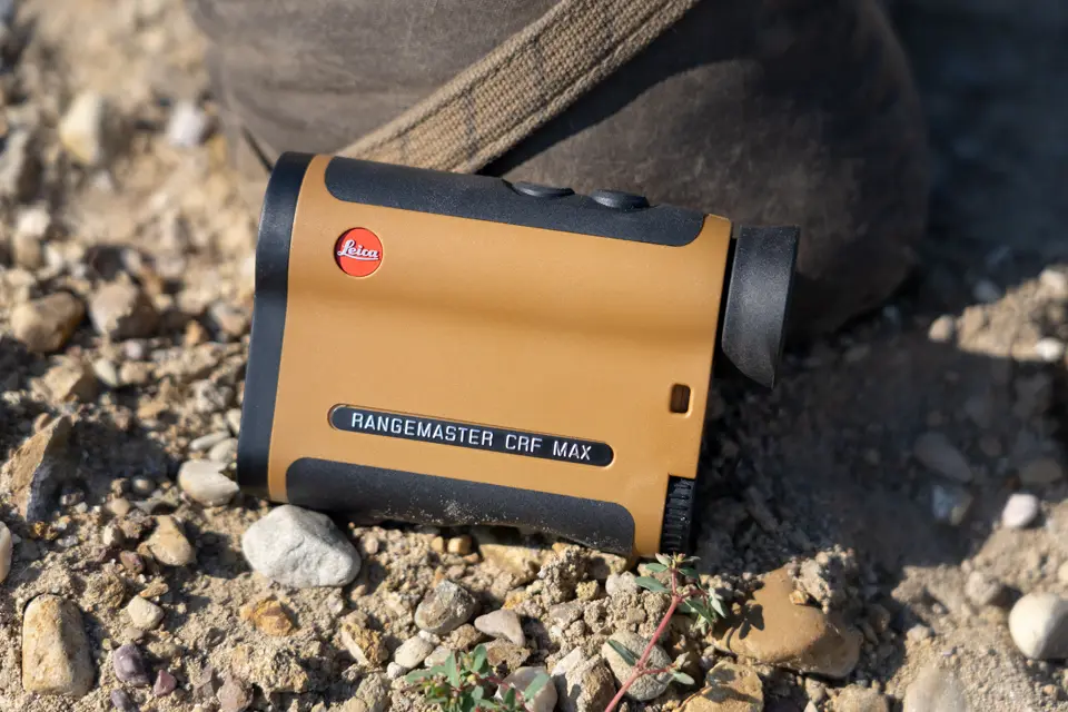 Leica Rangemaster CRF MAX is lying on the ground