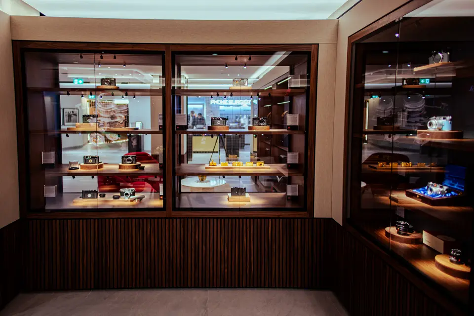 Colour photo of the Harrods Store