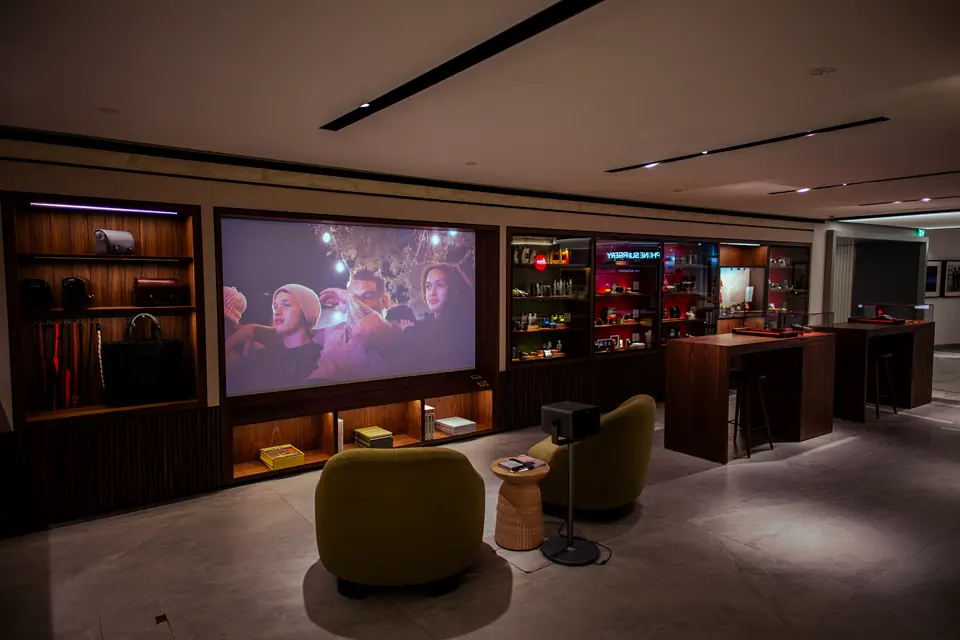 Colour photo of the Harrods Store