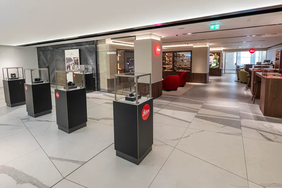 Colour photo of the Harrods Store