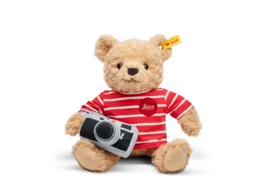 96368_Leica_STEIFF_Cuddle-Bear_1920px.webp