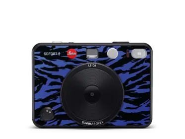 Leica_Sofort2_front_burton_1920x1440 (1).webp