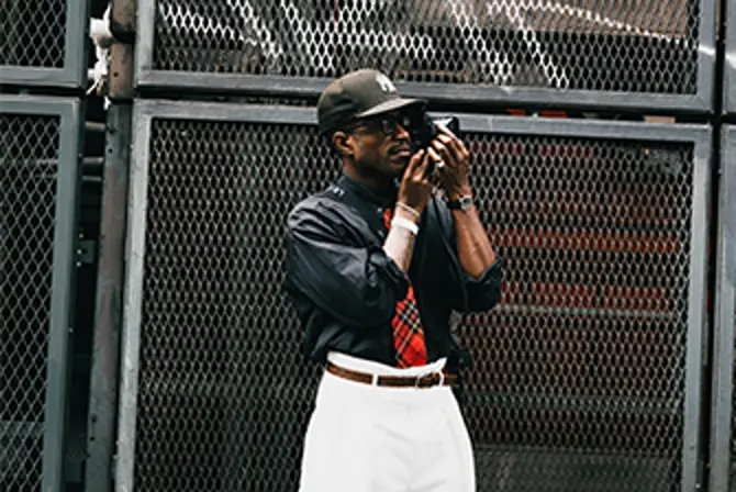 Alex Dobé with Leica Camera