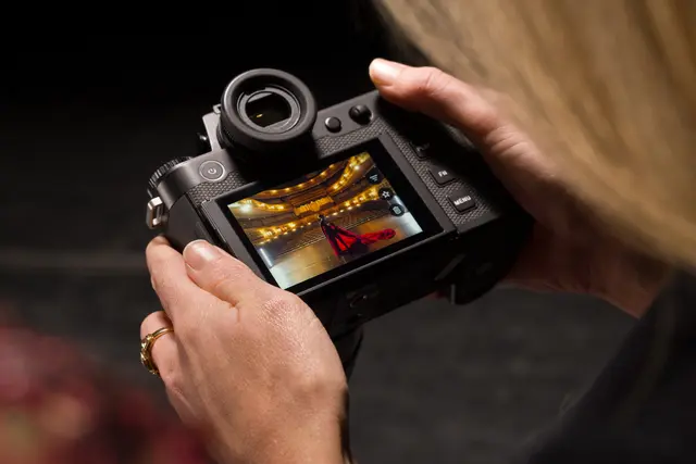 leica sl3 display view