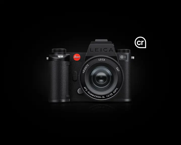 Leica SL3-S with content credentials logo