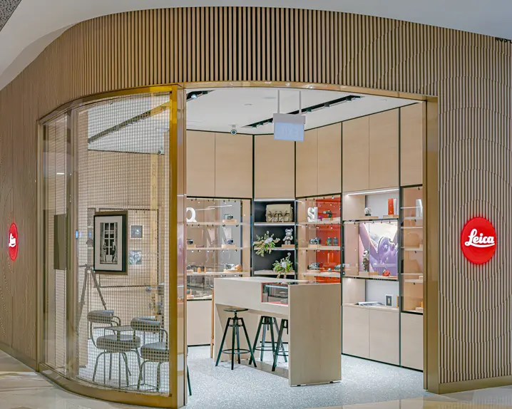 Leica Store Singapore ION Orchard Front