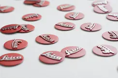 Buttons labeled Leica are distributed on a white background.