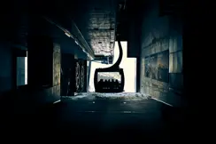 LCCH-Phil-Penman-Gondola-Eigergletscher-Leica-Noctilux-35mm-3840x2560