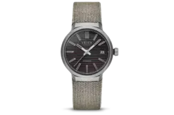 Leica_Watch_ZM_11_Launch_Edition_textile_strap_1920х1440.png