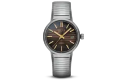 Leica_Watch_ZM_11_Coffee_Black_titanium bracelet_1920х1440_1.png