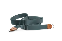 18568_D-Lux 8_carrying-strap-cognac-petrol_1920px.png