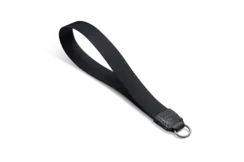18570_D-Lux 8_wrist-strap-black_1920px.png