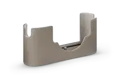 24041_Protector_taupe_stehend_1920px.webp